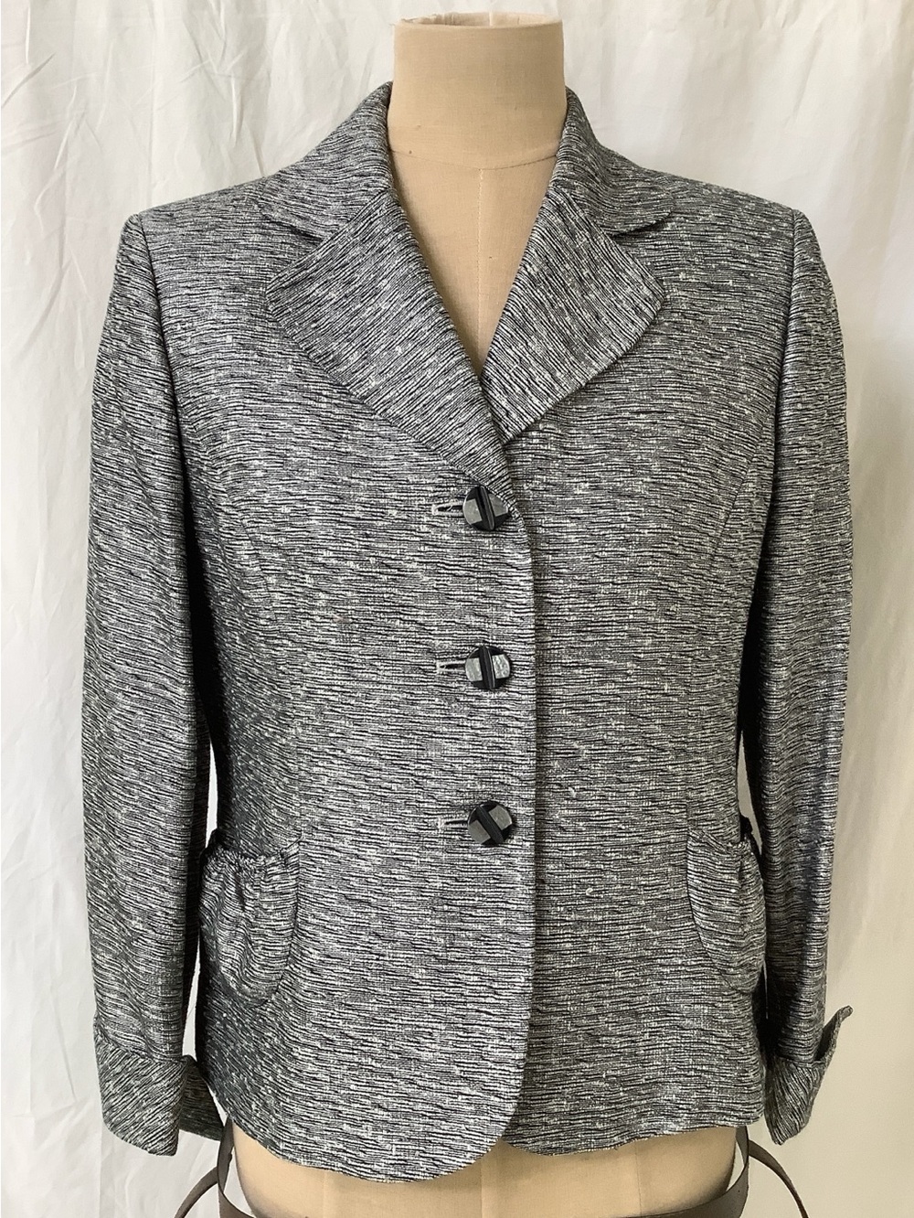 Kasper Blazer Jacket-Black and Gray Variegated Pattern-Pockets-Buttons-EUC-8P